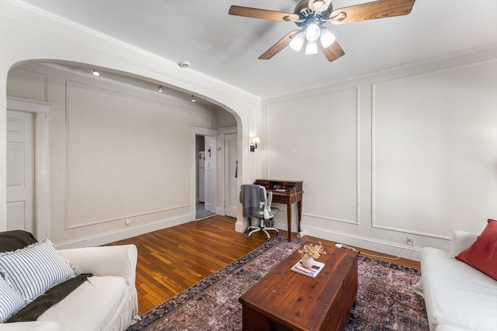 401 Washington Street, Unit 1 Brookline, MA 02446 - Photo 4 of 17