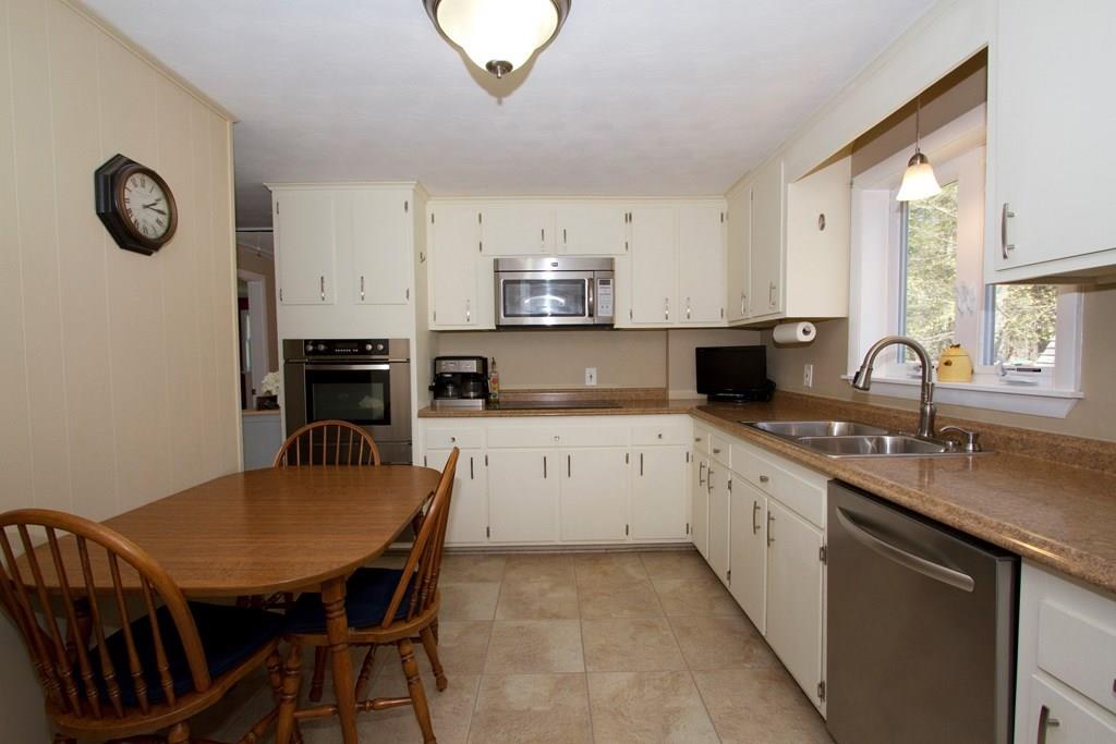 46 Boston Street Middleton, MA 01949 - Photo 6 of 23 Gallery Image 6
