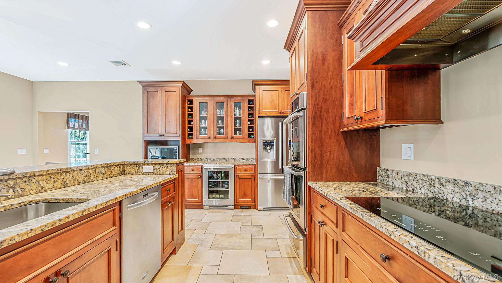 11 Valentine Road Shoreham, NY 11786 - Photo 9 of 40 Gallery Image 9
