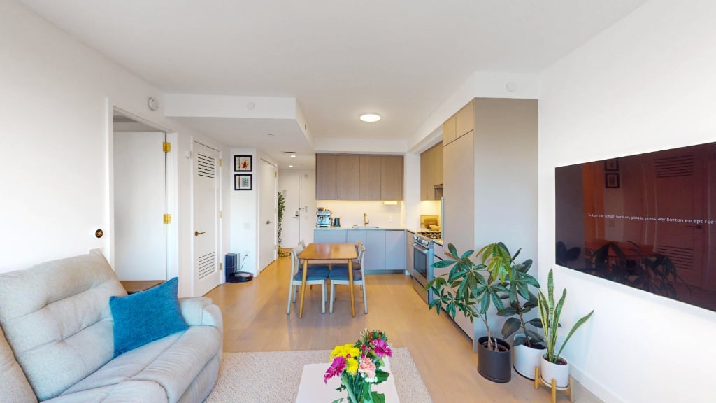 3 Court Square, Unit 4205 Queens, NY 11101 - Photo 7 of 18 Photo 7