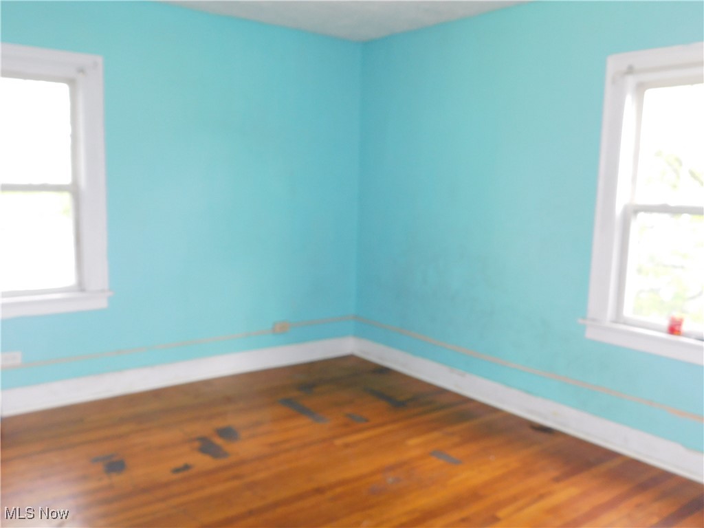 3343 Tullamore Road Cleveland, OH 44118 - Photo 12 of 28 Gallery Image 12