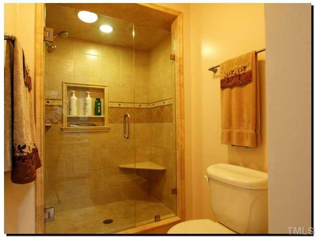 8629 Langtree Lane Raleigh, NC 27613 - Photo 12 of 25 Master Bath/Spa