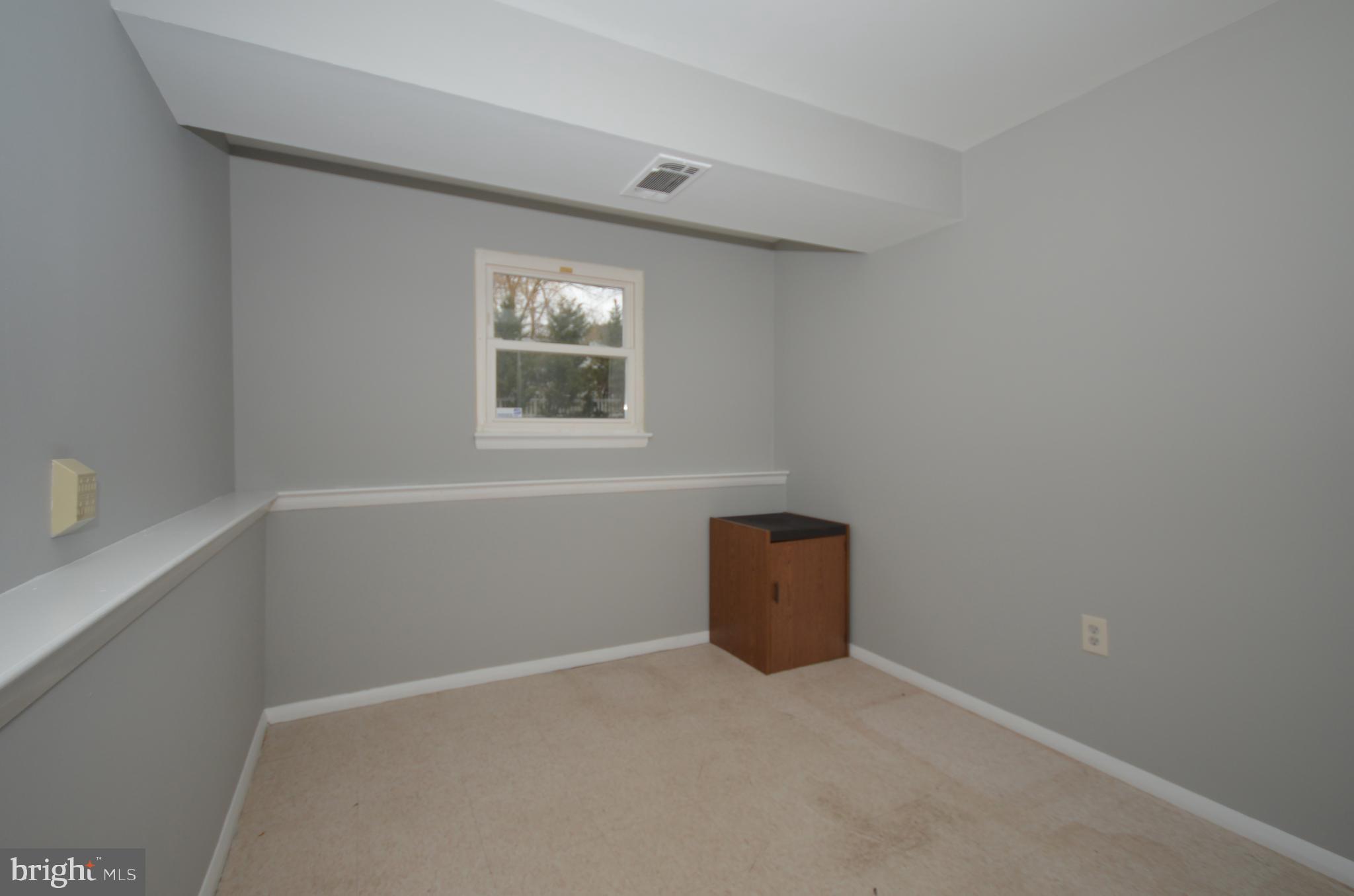 9662 Dundawan Road Baltimore, MD 21236 - Photo 38 of 50 Office/spare room in basement.
