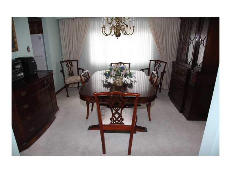 1349 Akehurst Road Pittsburgh, PA 15220 - Photo 8 of 20 Dining Room.