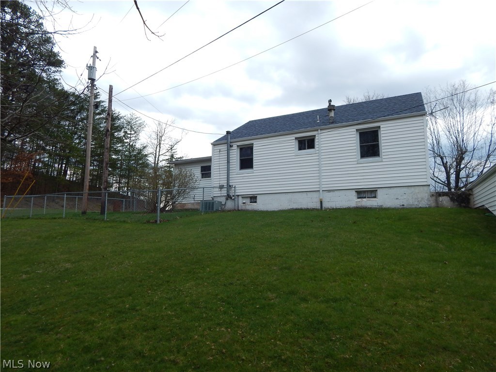 7385 Pike Road St. Marys, WV 26170 - Photo 4 of 19