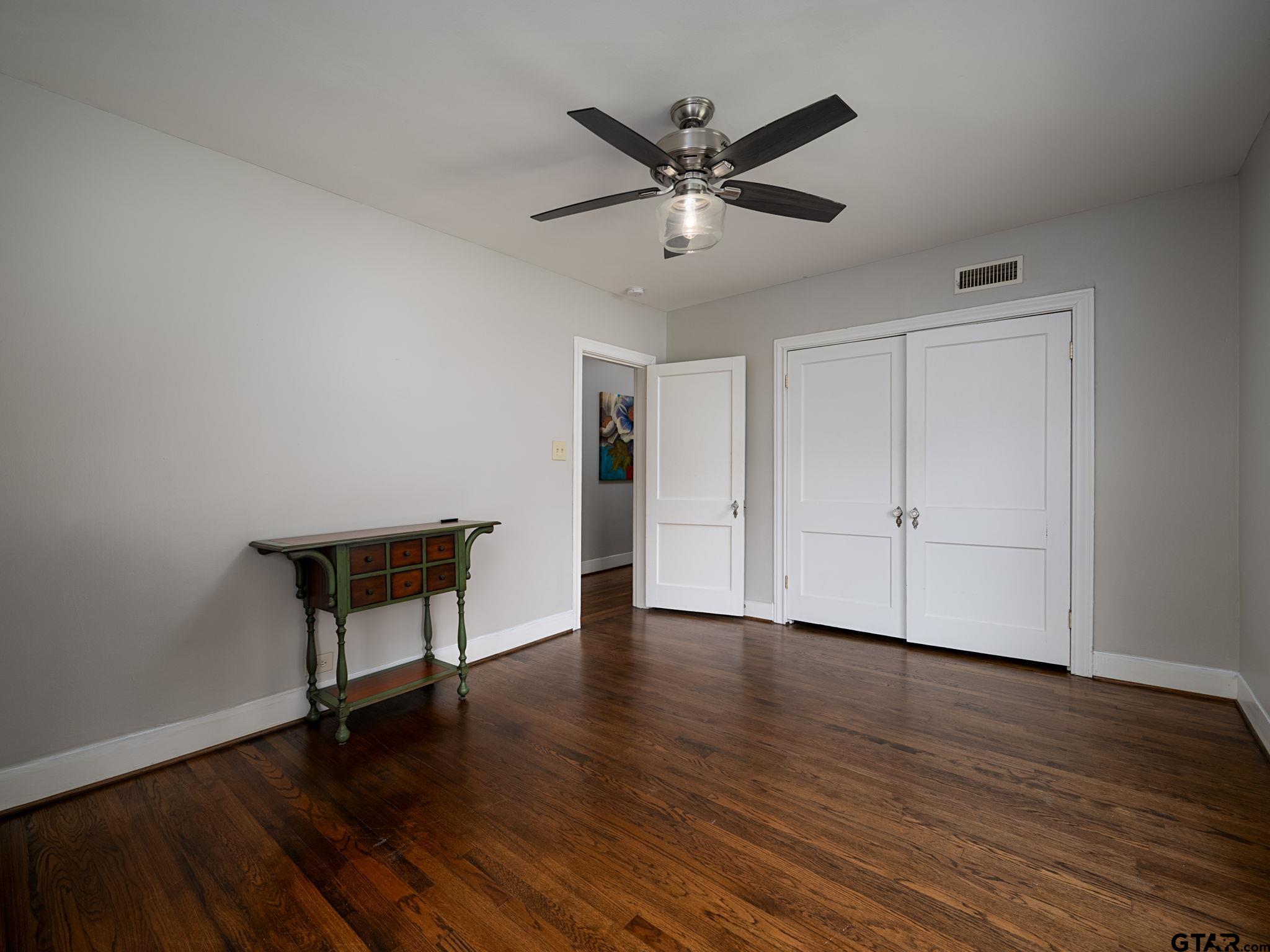 323 West 3rd Street Tyler, TX 75701 - Photo 28 of 44