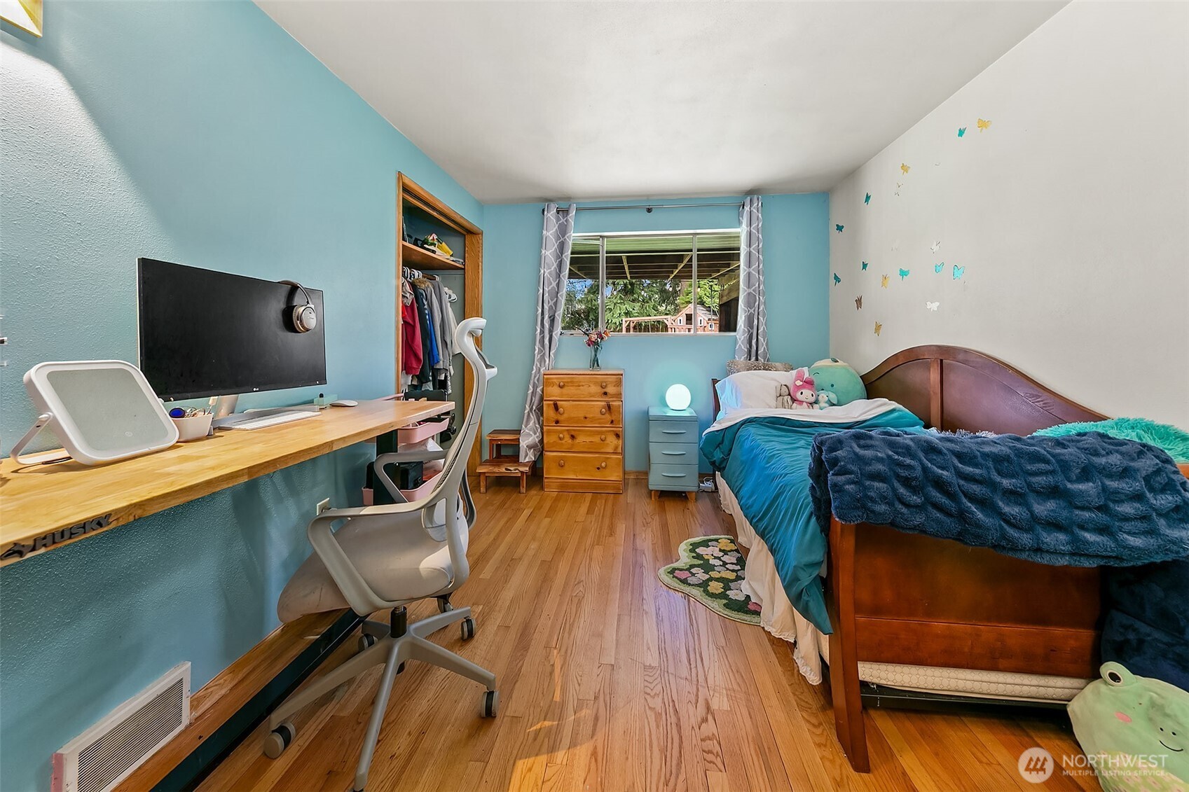 414 Northwest 117th Street Seattle, WA 98177 - Photo 17 of 40