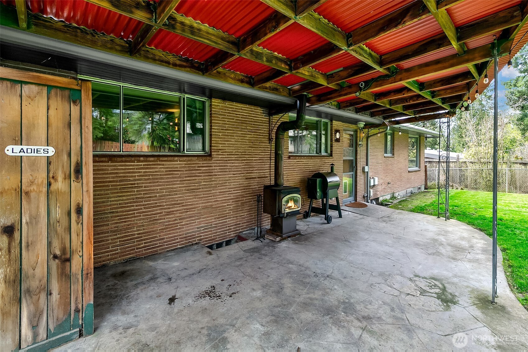 414 Northwest 117th Street Seattle, WA 98177 - Photo 21 of 40