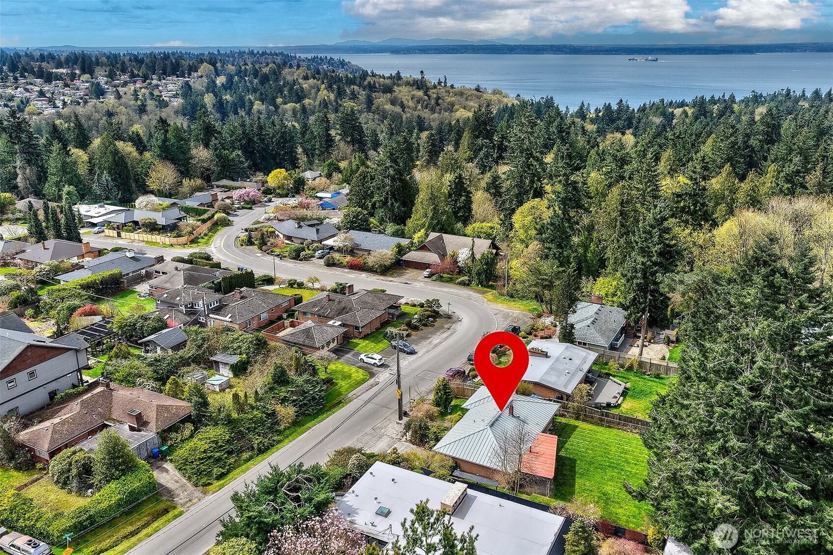 414 Northwest 117th Street Seattle, WA 98177 - Photo 4 of 40