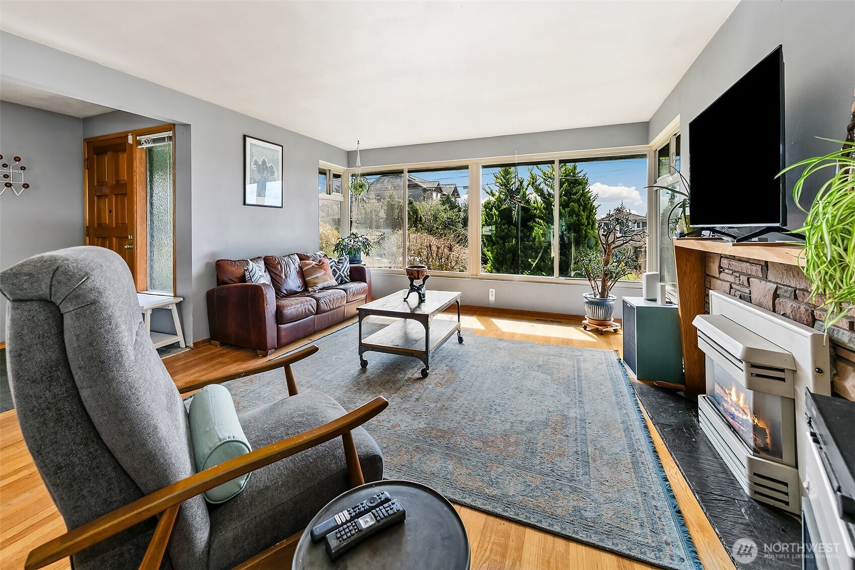 414 Northwest 117th Street Seattle, WA 98177 - Photo 6 of 40