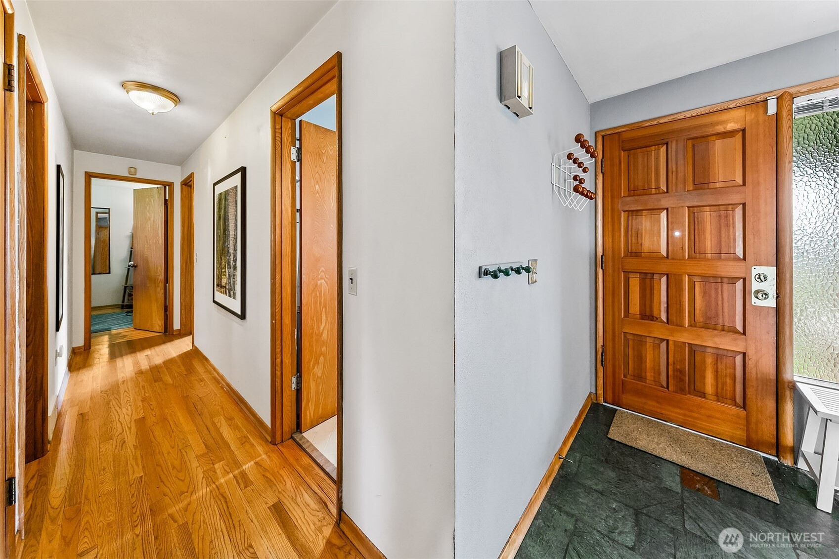 414 Northwest 117th Street Seattle, WA 98177 - Photo 8 of 40