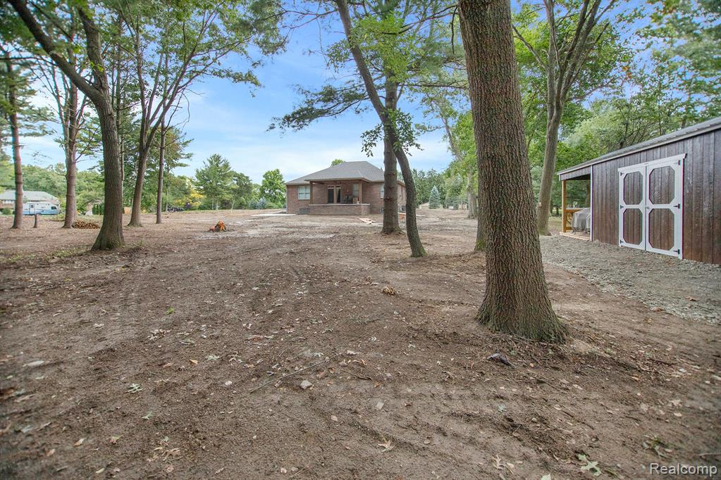 70131 Romeo Orchard Drive Romeo, MI 48065 - Photo 27 of 32