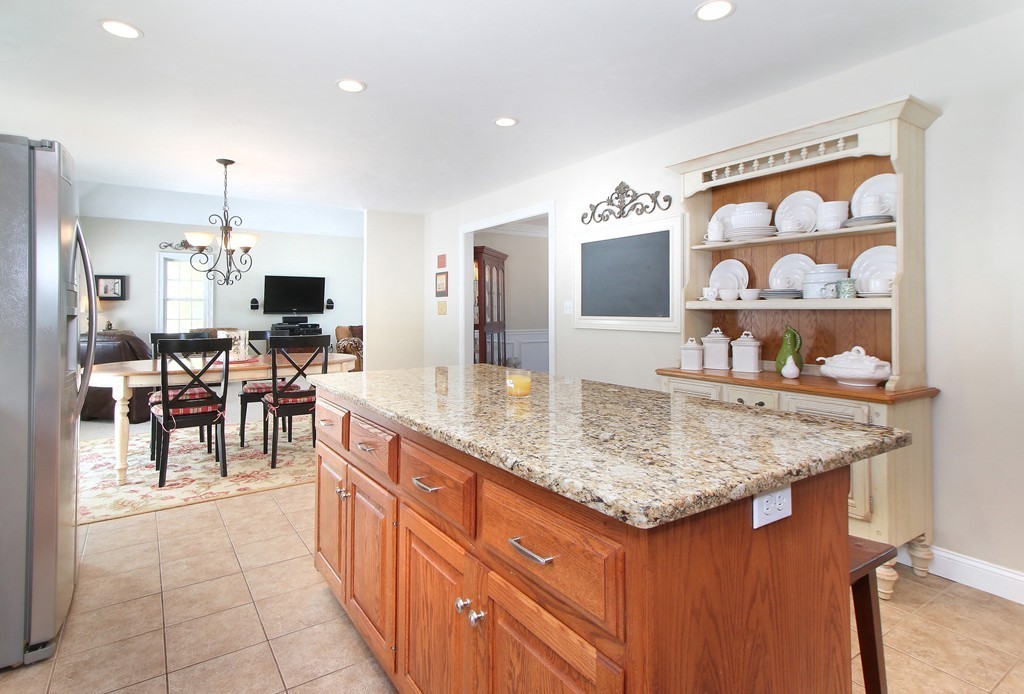 40 Brandywine Road Franklin, MA 02038 - Photo 8 of 26 Gallery Image 8