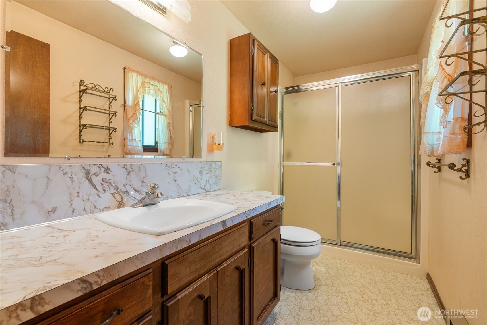 334 Burchett Road Onalaska, WA 98570 - Photo 22 of 39