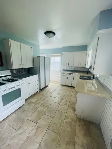 $299,000 | 636 3rd Avenue South, South St. Paul, MN 55075