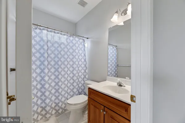 $1,675,000 | 16909 Harbour Town Drive, Ashton, MD 20861