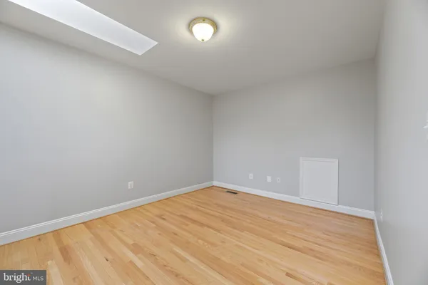$1,675,000 | 16909 Harbour Town Drive, Ashton, MD 20861