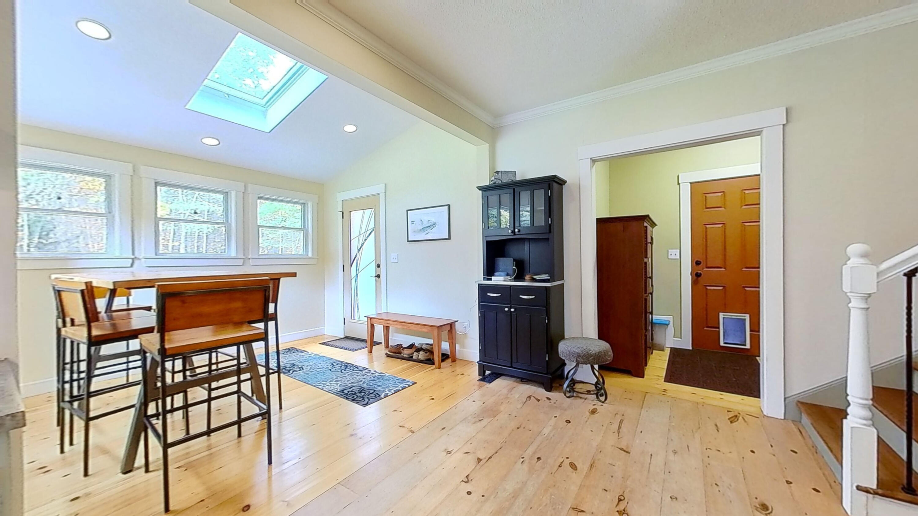 160 Turner Road Bremen, ME 04551 - Photo 9 of 44 entry areas
