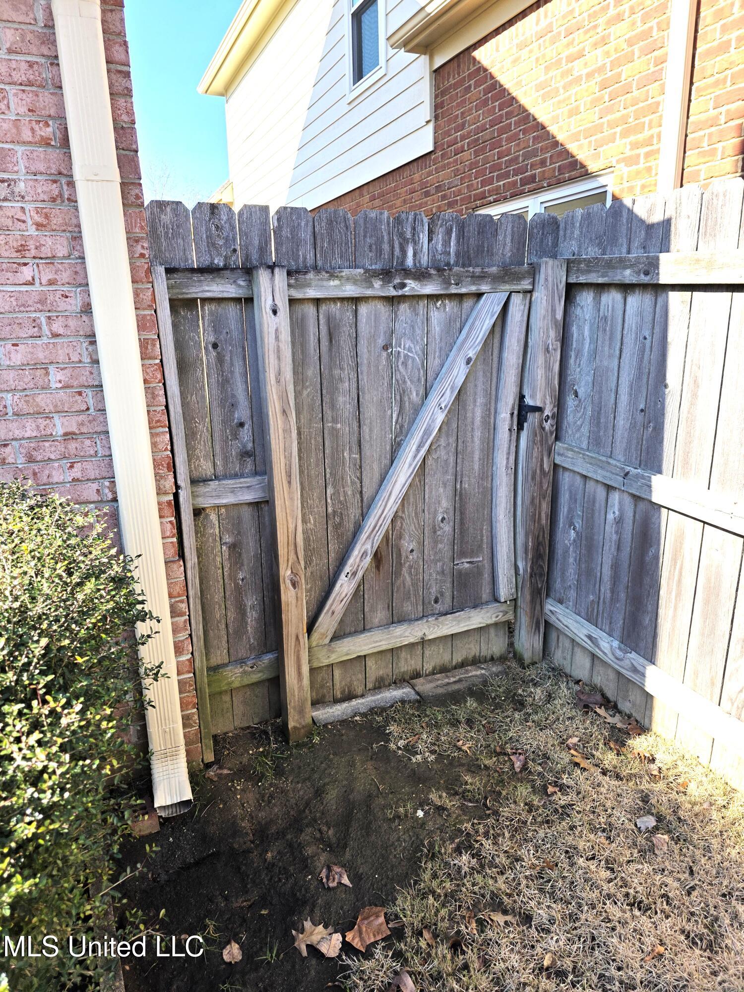 8318 Waverly Cove Olive Branch, MS 38654 - Photo 27 of 32 Backyard 07