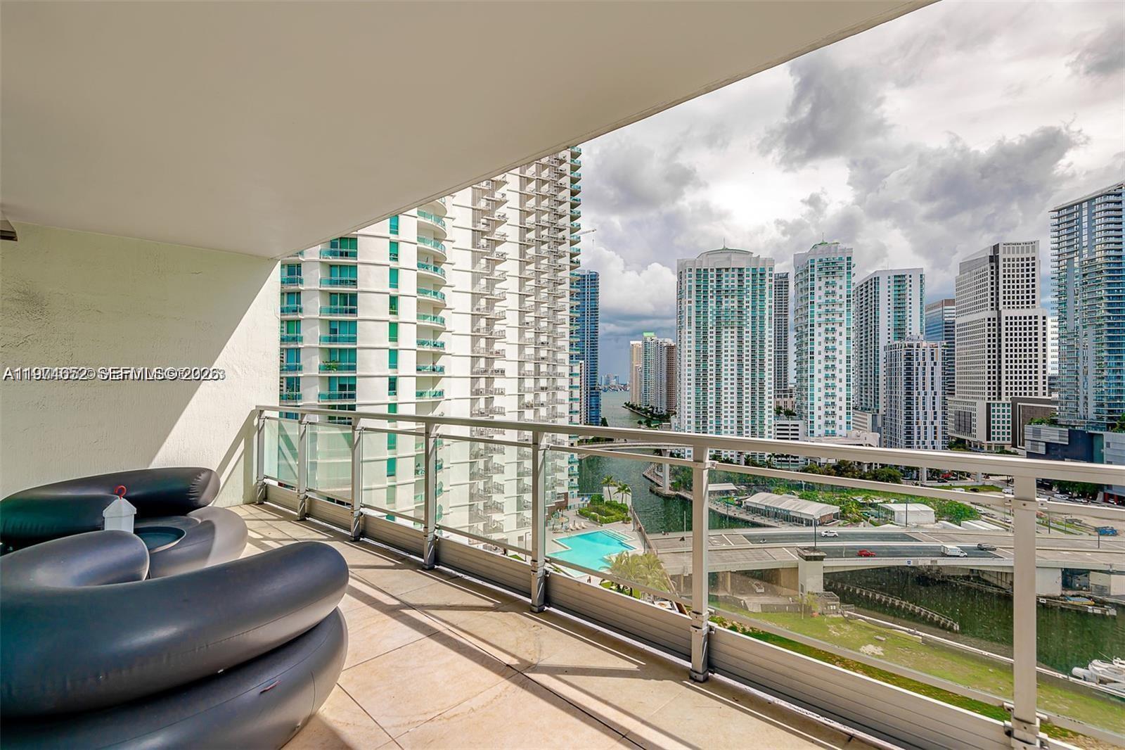 90 Southwest 3rd Street, Unit 2002 Miami, FL 33130 - Photo 18 of 18