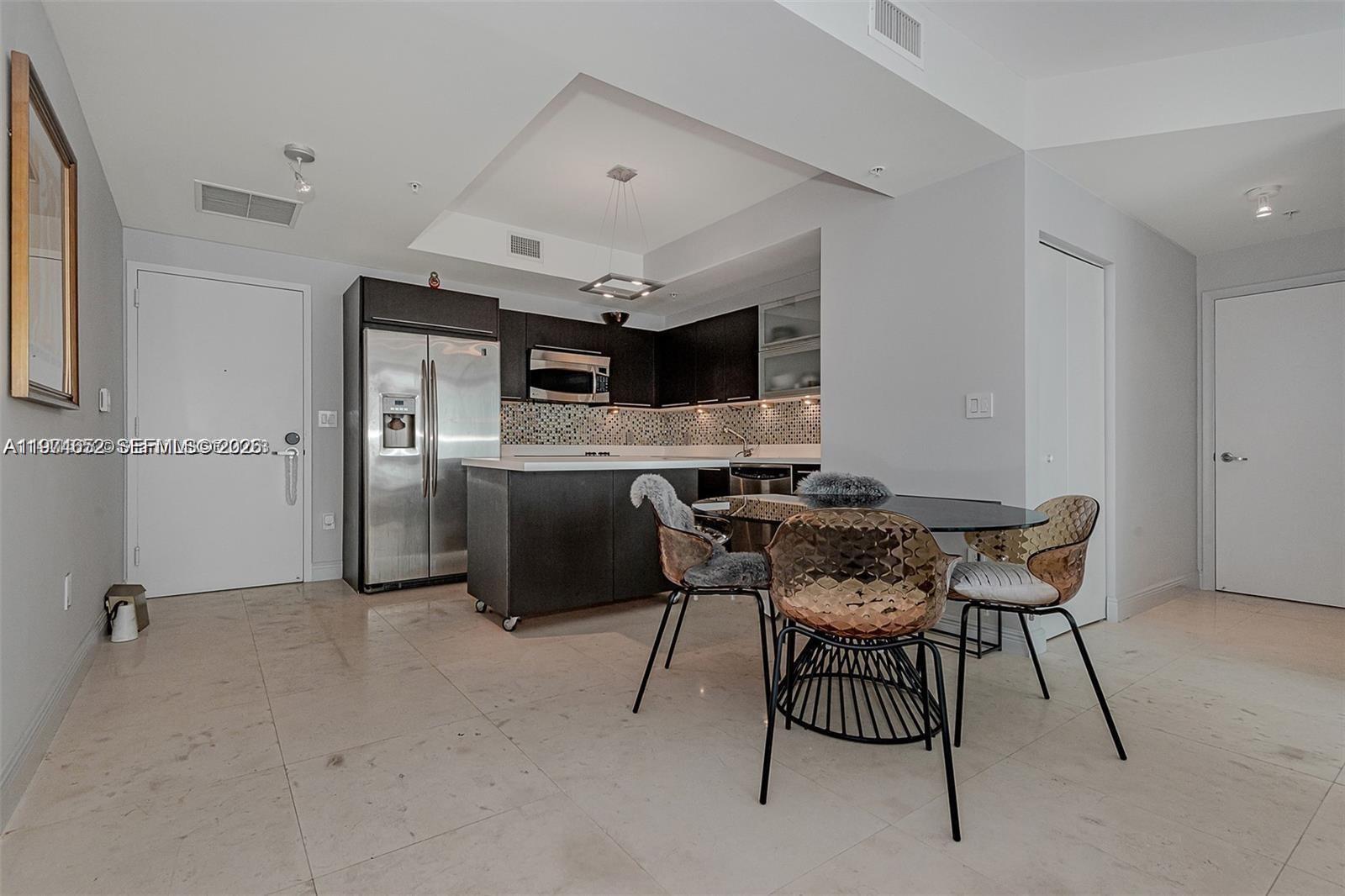 90 Southwest 3rd Street, Unit 2002 Miami, FL 33130 - Photo 10 of 18