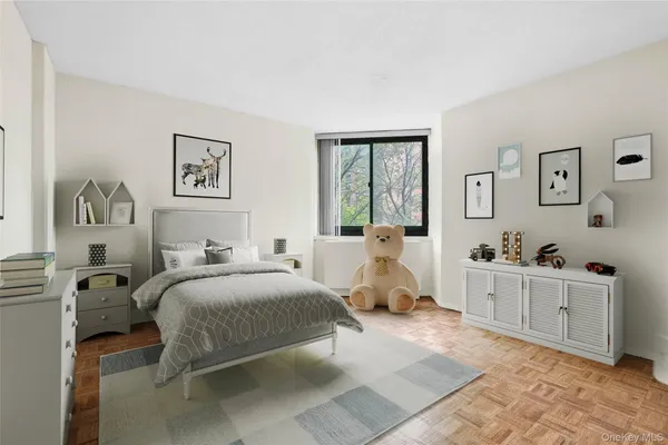 $840,000 | 138-35 Elder Avenue, Unit 4H | Flushing