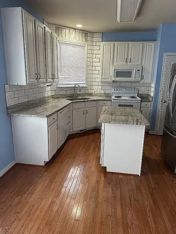 $435,000 | 905 Oldenburg Circle, Richmond, VA 23223