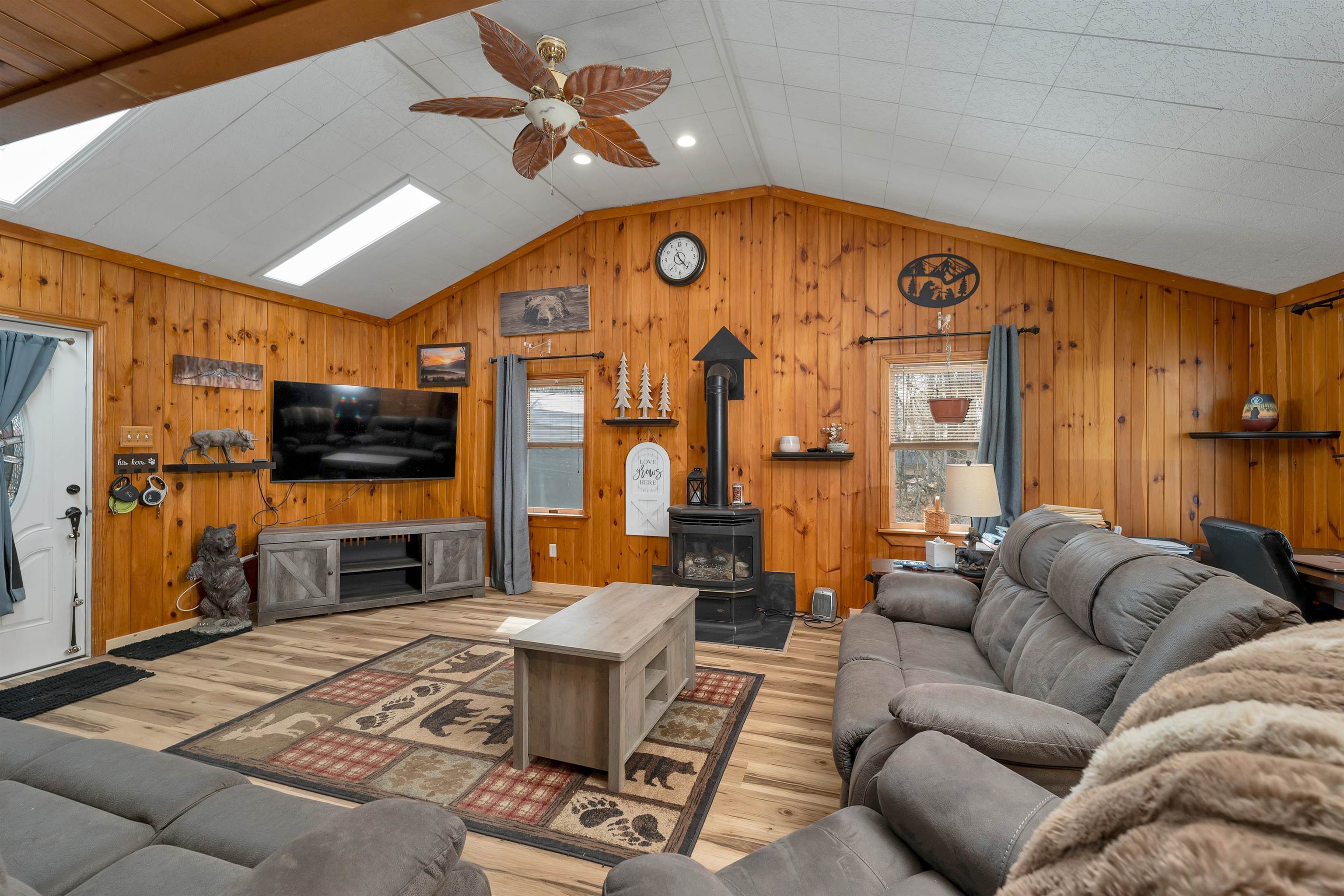 15 Manbow Road Alton, NH 03809 - Photo 2 of 24