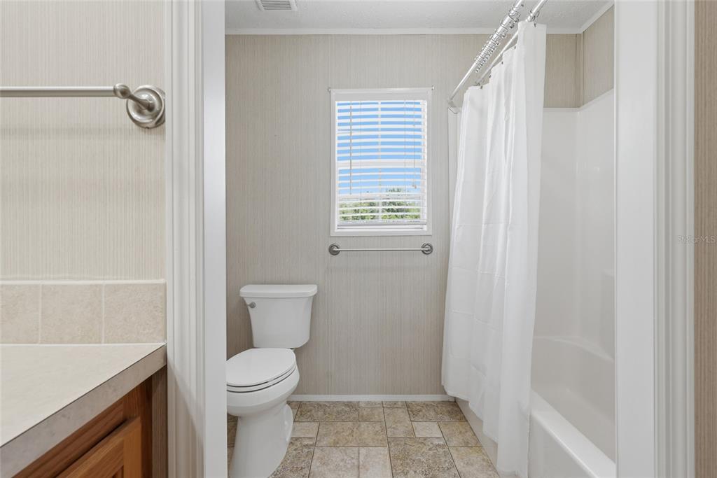 4889 Southwest 35th Trail Bell, FL 32619 - Photo 20 of 45