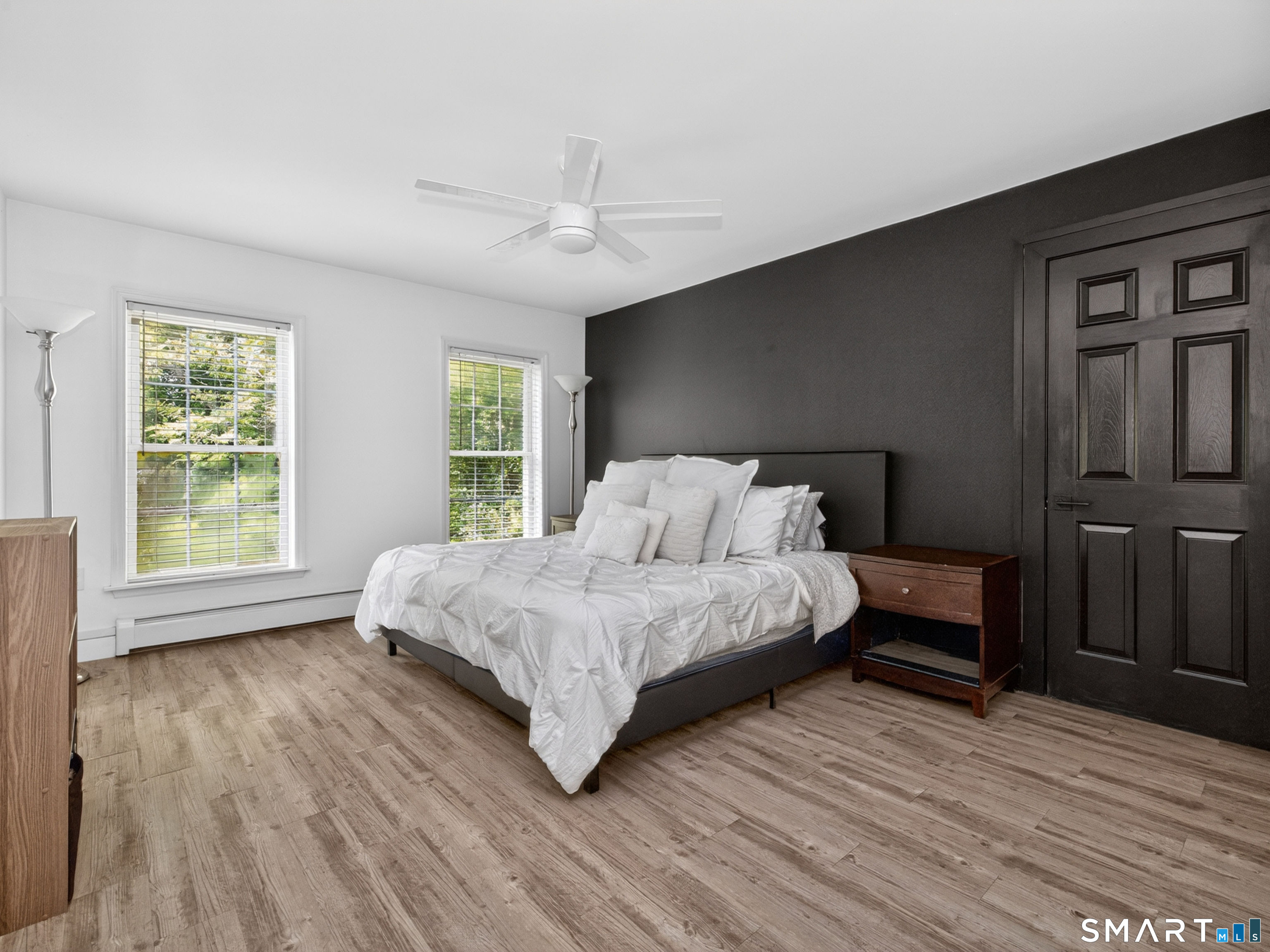 5 Grove Avenue Groton, CT 06340 - Photo 17 of 40
