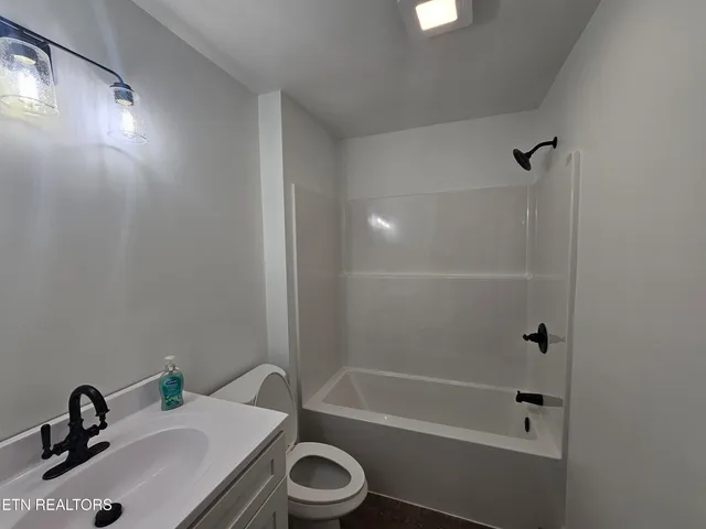 $279,900 | 144 Stratford Road, Harrogate, TN 37752