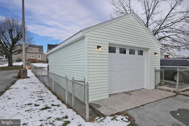 $220,000 | 412 Pershing Avenue, Lebanon, PA 17042