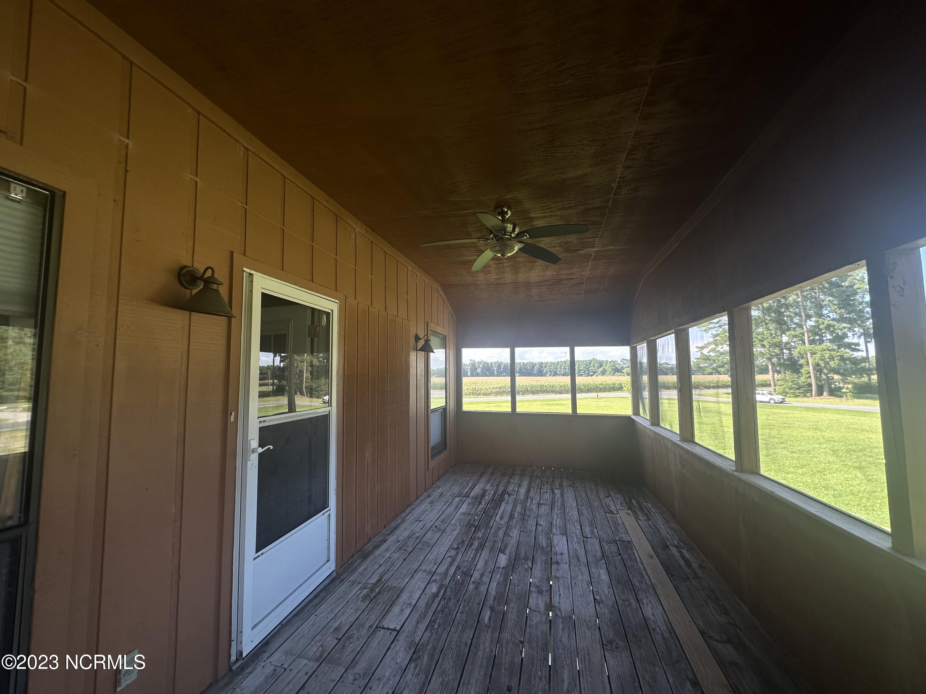 120 Raleigh Street Teachey, NC 28464 - Photo 2 of 16 IMG_1941
