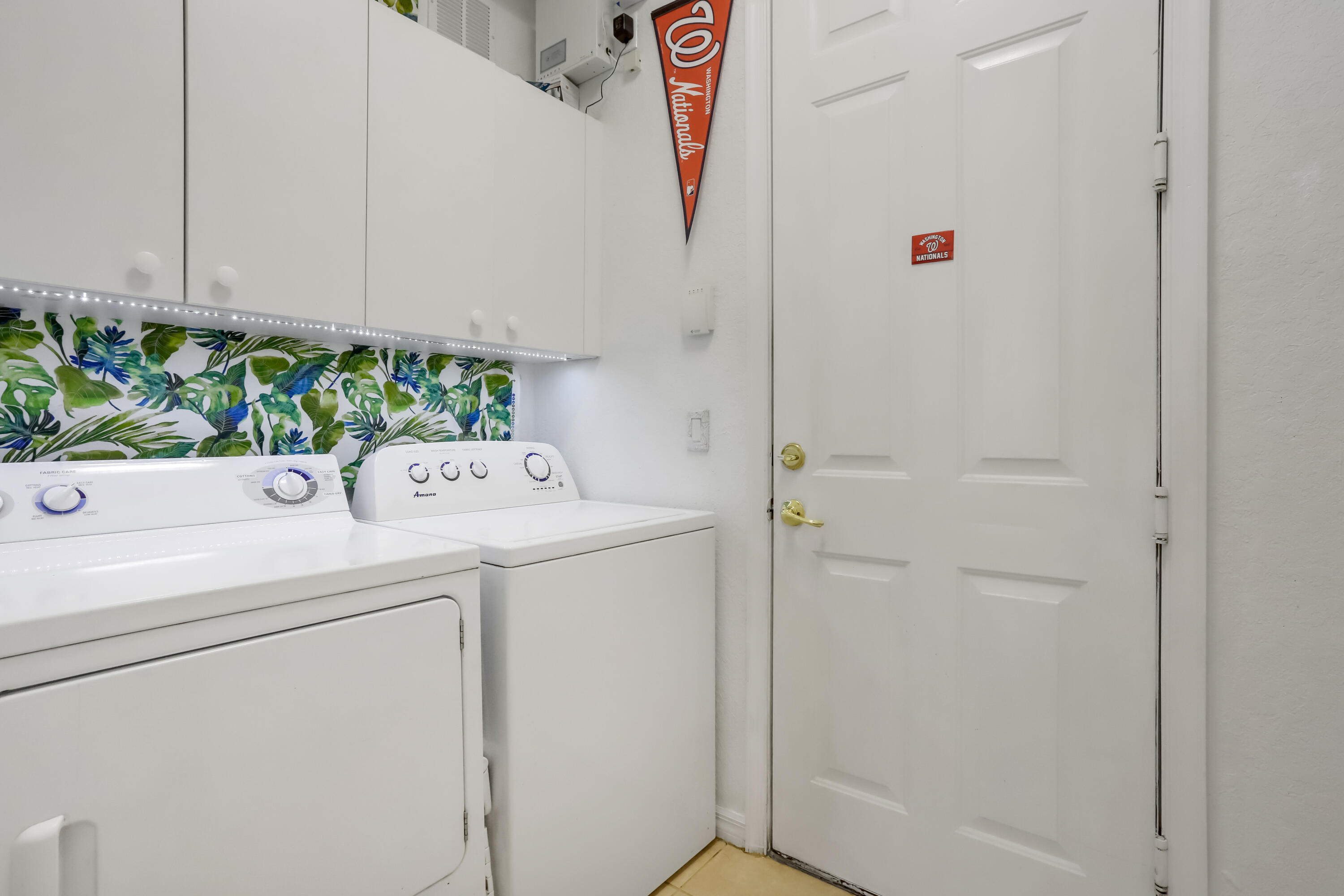 123 Lancaster Road Boynton Beach, FL 33426 - Photo 15 of 40 Laundry Room