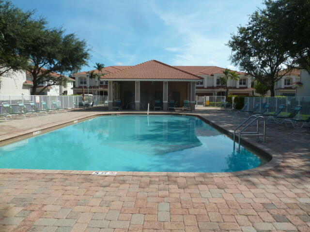 123 Lancaster Road Boynton Beach, FL 33426 - Photo 20 of 40 Pool