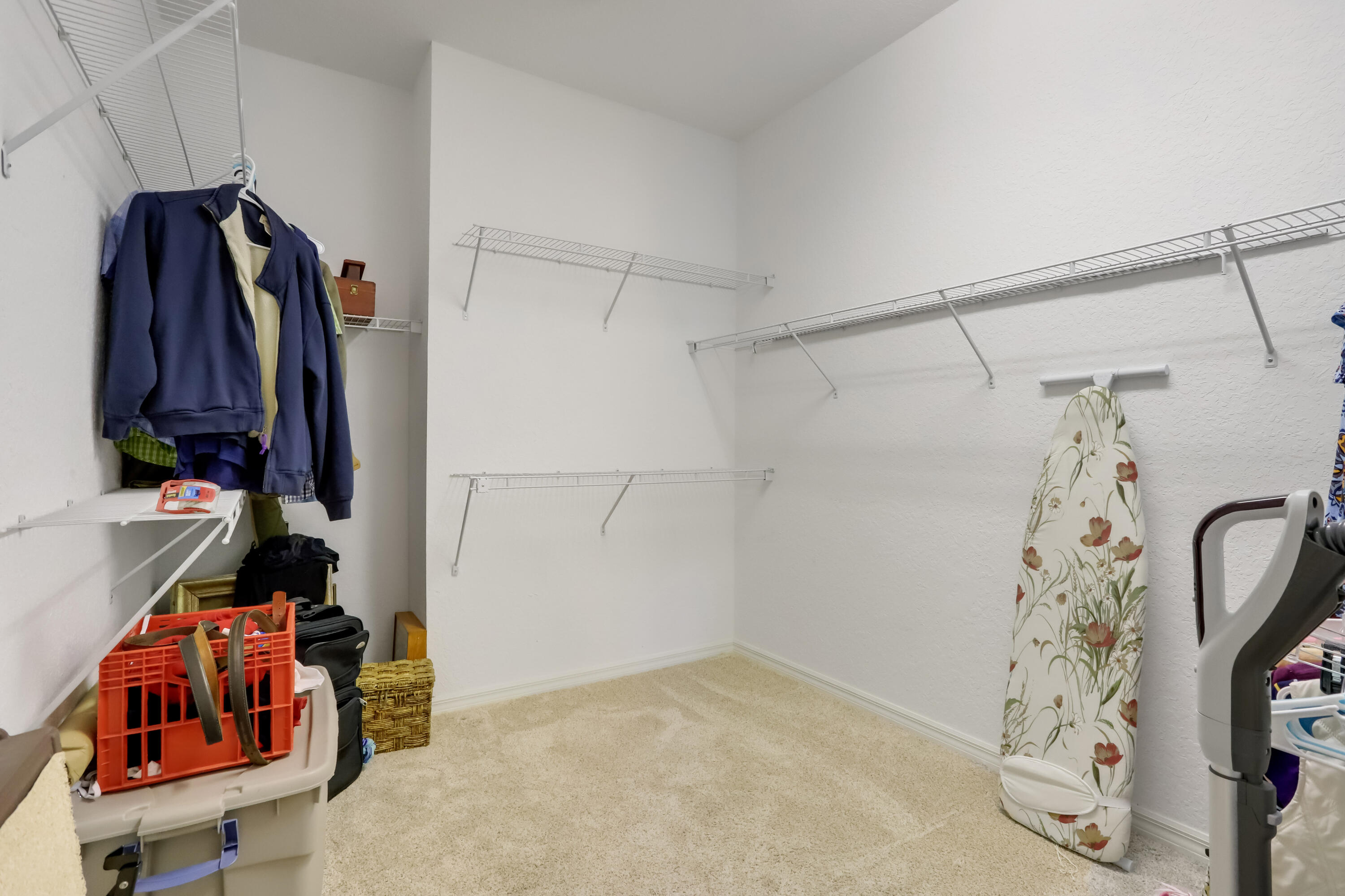 123 Lancaster Road Boynton Beach, FL 33426 - Photo 40 of 40 Walk-in closet