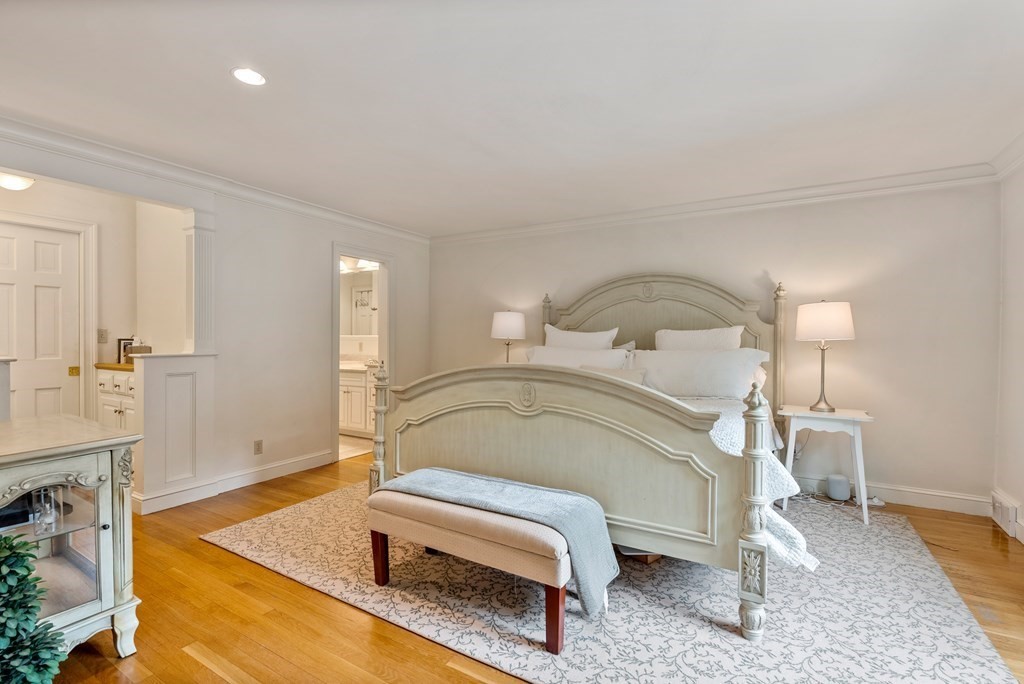 15 Linwood Road Wellesley, MA 02481 - Photo 14 of 33