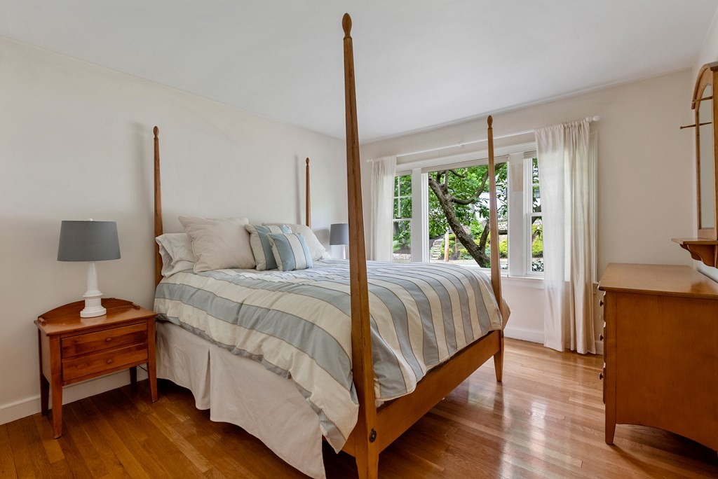 15 Linwood Road Wellesley, MA 02481 - Photo 18 of 33