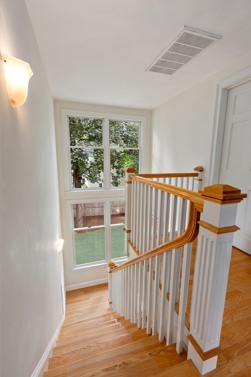 15 Linwood Road Wellesley, MA 02481 - Photo 21 of 33