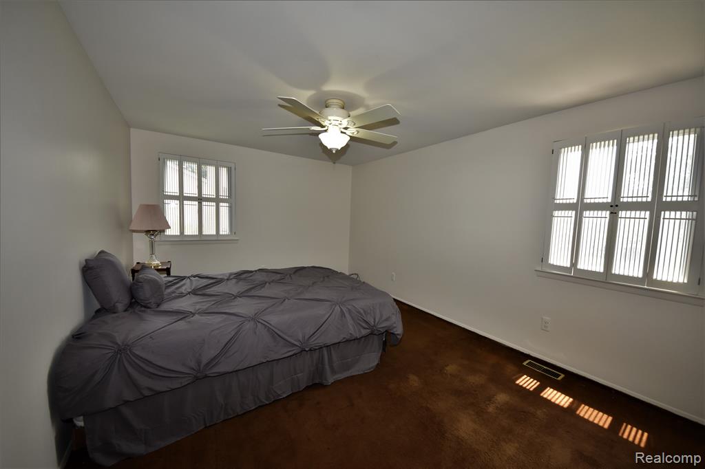29679 High Valley Road Farmington Hills, MI 48331 - Photo 14 of 31