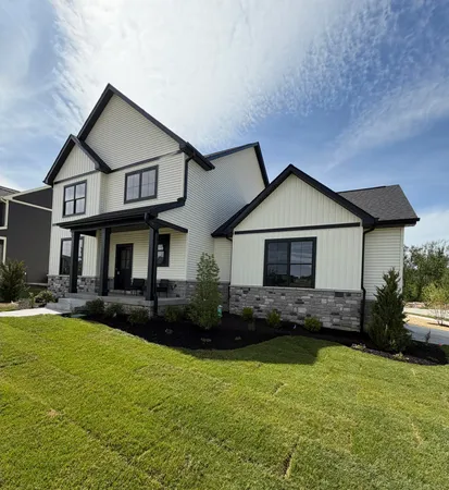 $599,900 | 2230 Redwood Lane, Chesterton, IN 46304