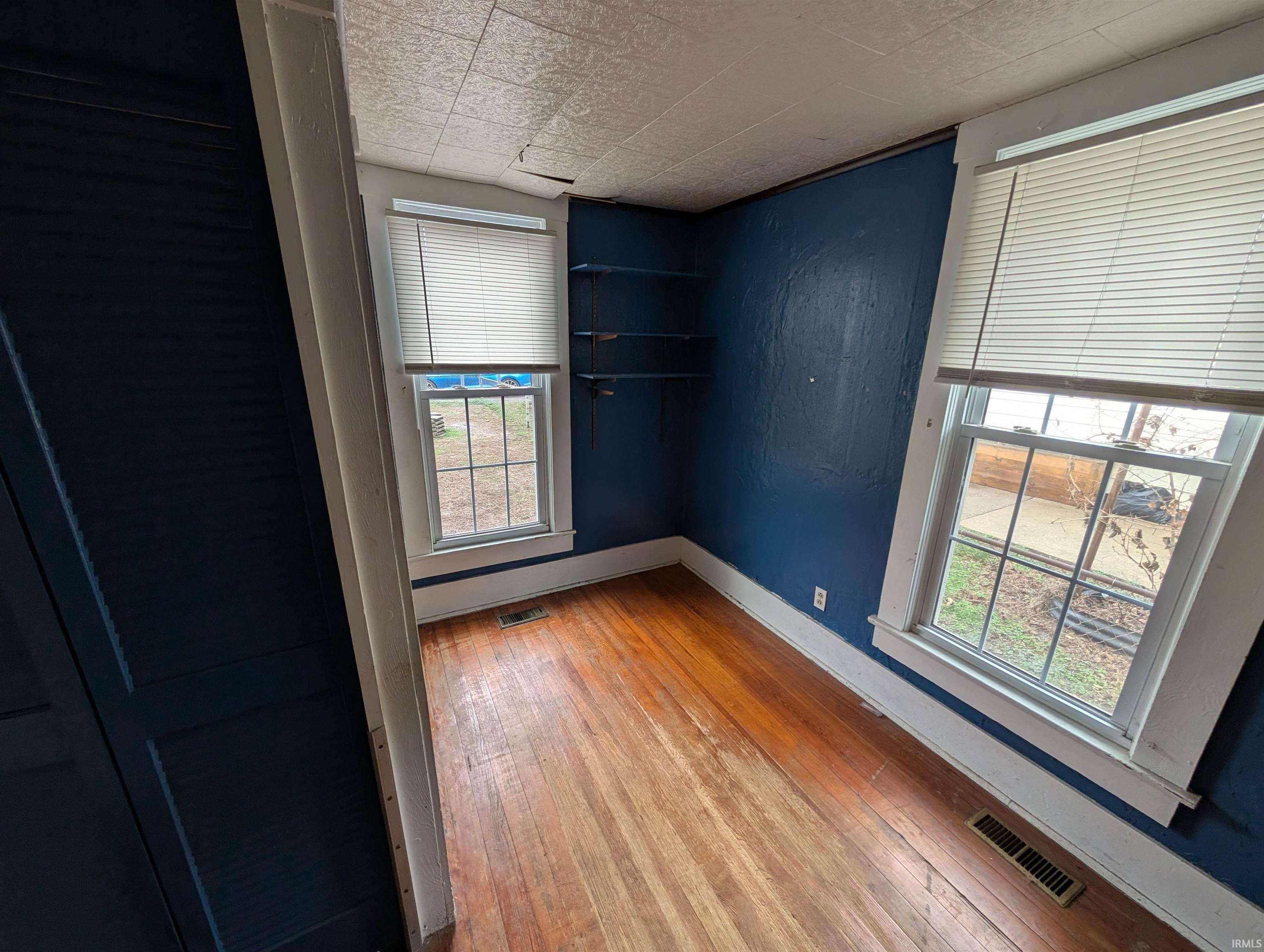 1001 East Locust Street Vincennes, IN 47591 - Photo 4 of 12