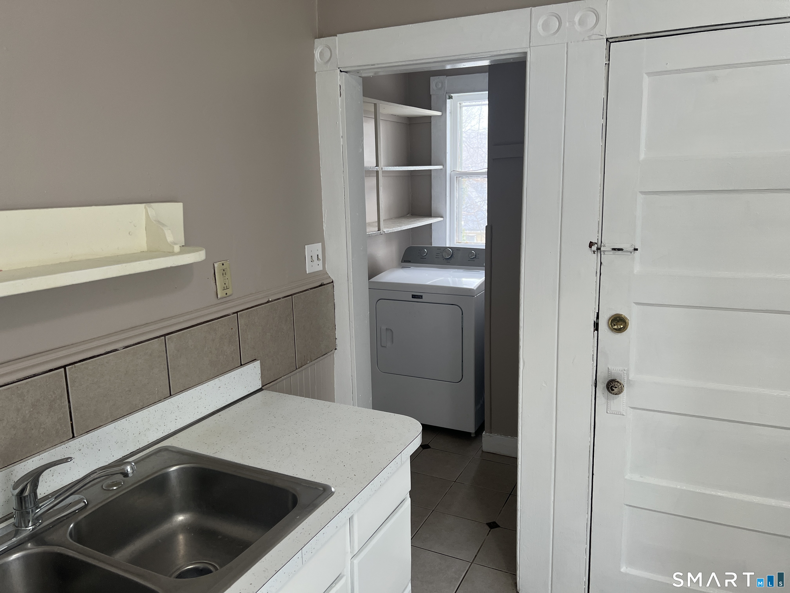 40 Prospect Street Ansonia, CT 06401 - Photo 20 of 31 a utility room with dryer and washer