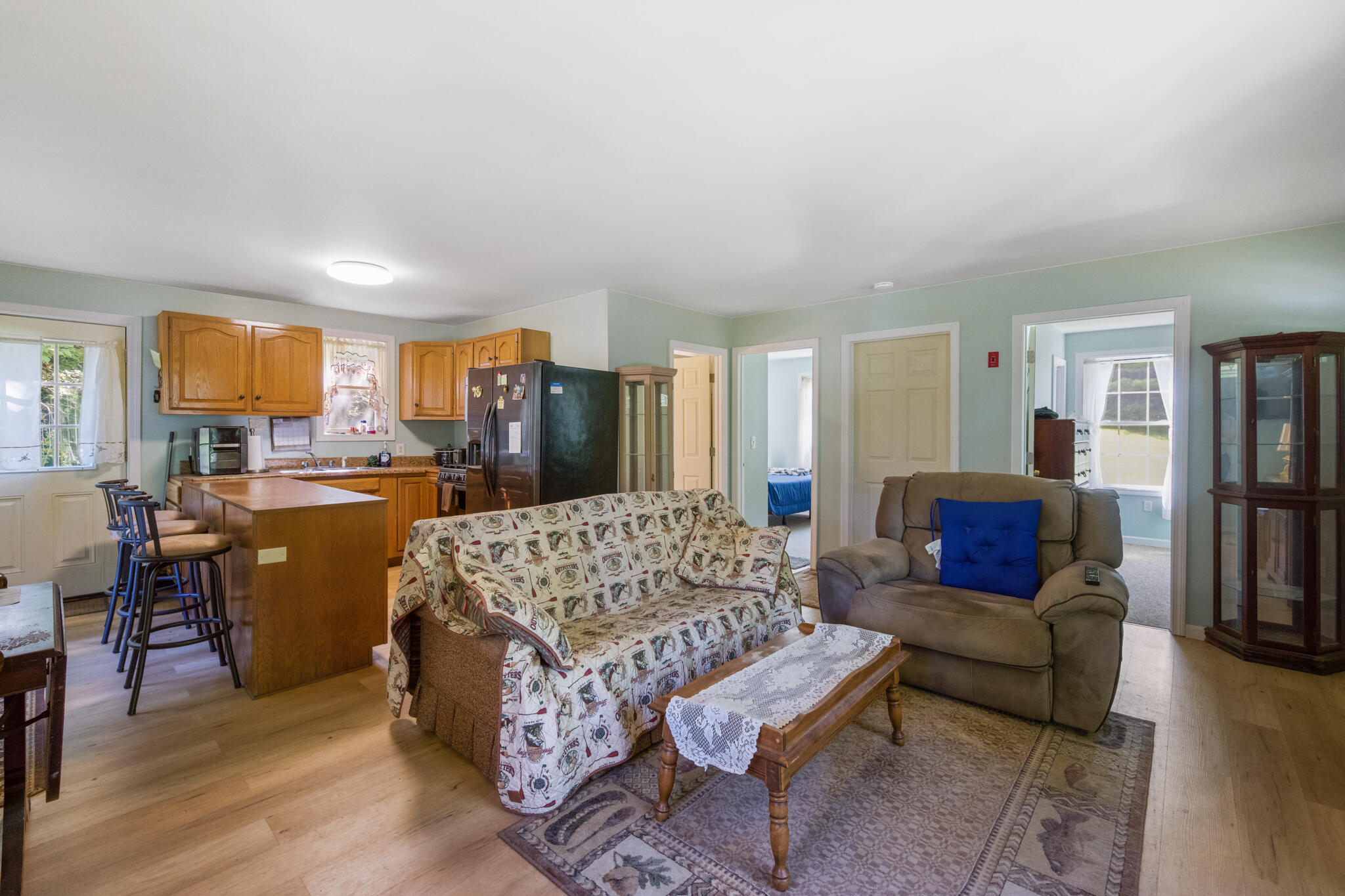 208 Upper Dedham Road Dedham, ME 04429 - Photo 15 of 56 livingroom