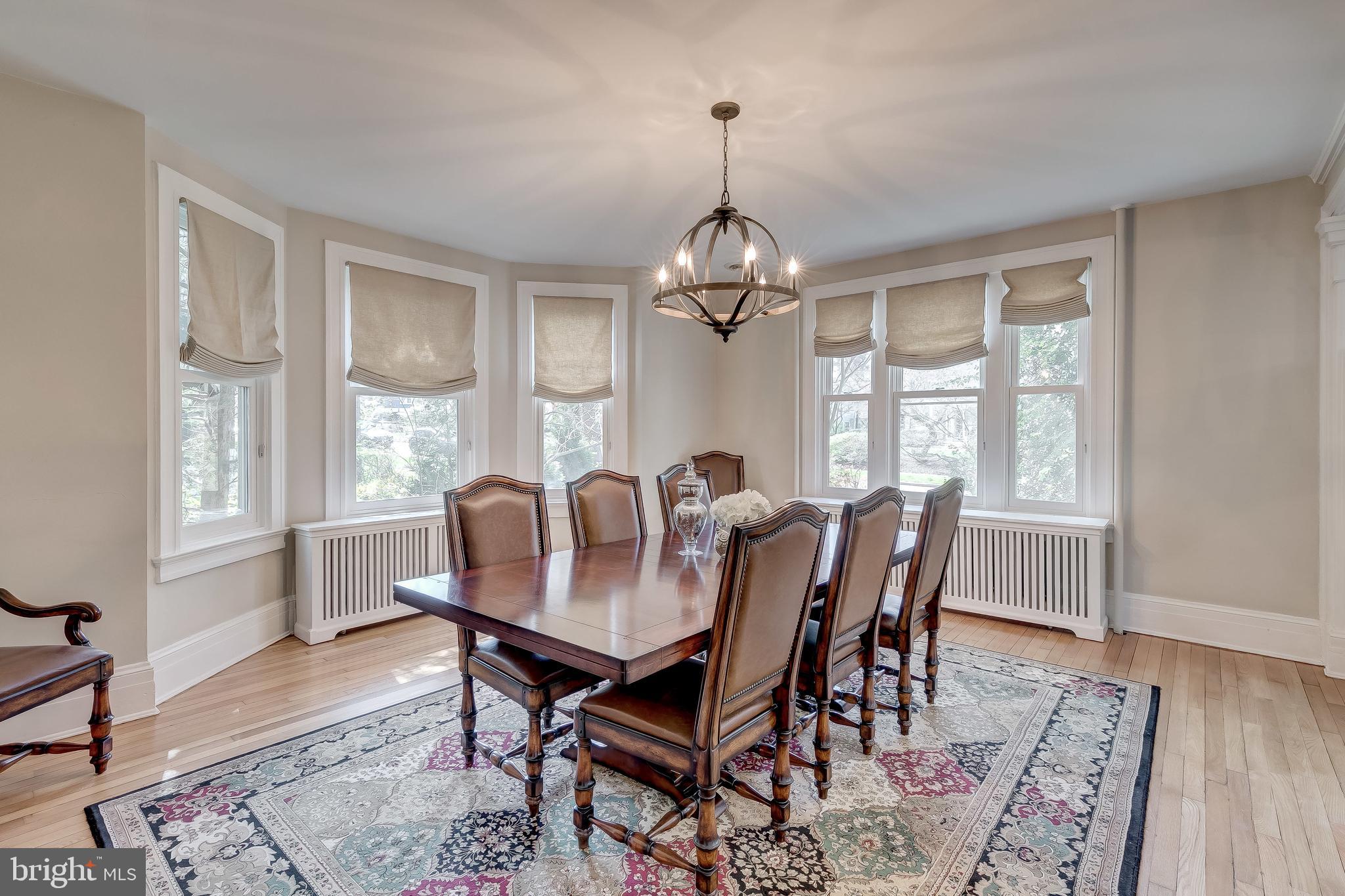 112 Longwood Road Baltimore, MD 21210 - Photo 24 of 77 Tons of natural light