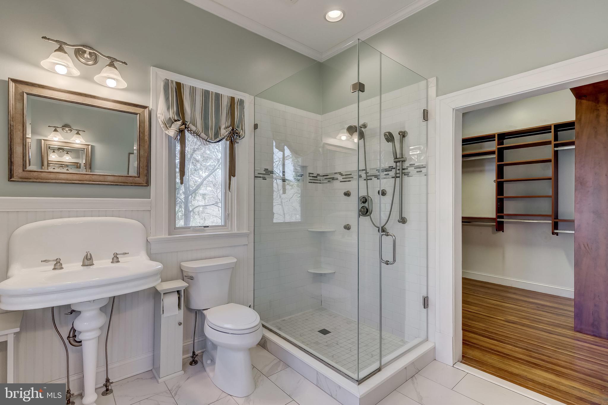 112 Longwood Road Baltimore, MD 21210 - Photo 56 of 77 Separate shower