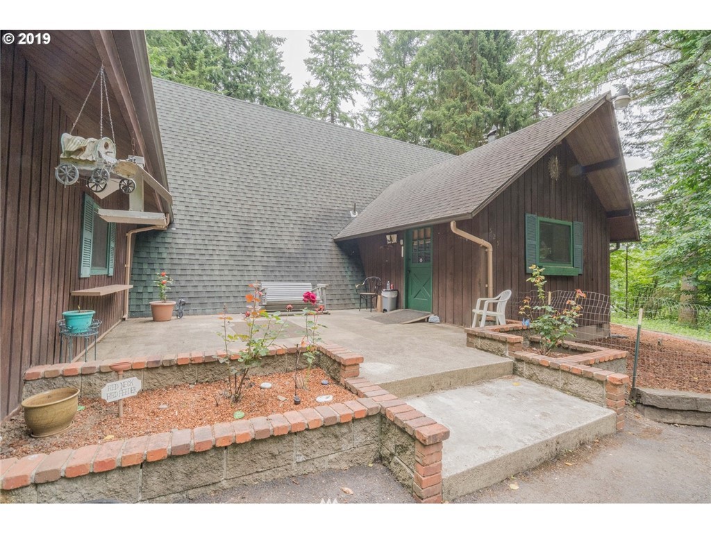 525 Carlon Loop Road Longview, WA 98632 - Photo 2 of 23 Gallery Image 2