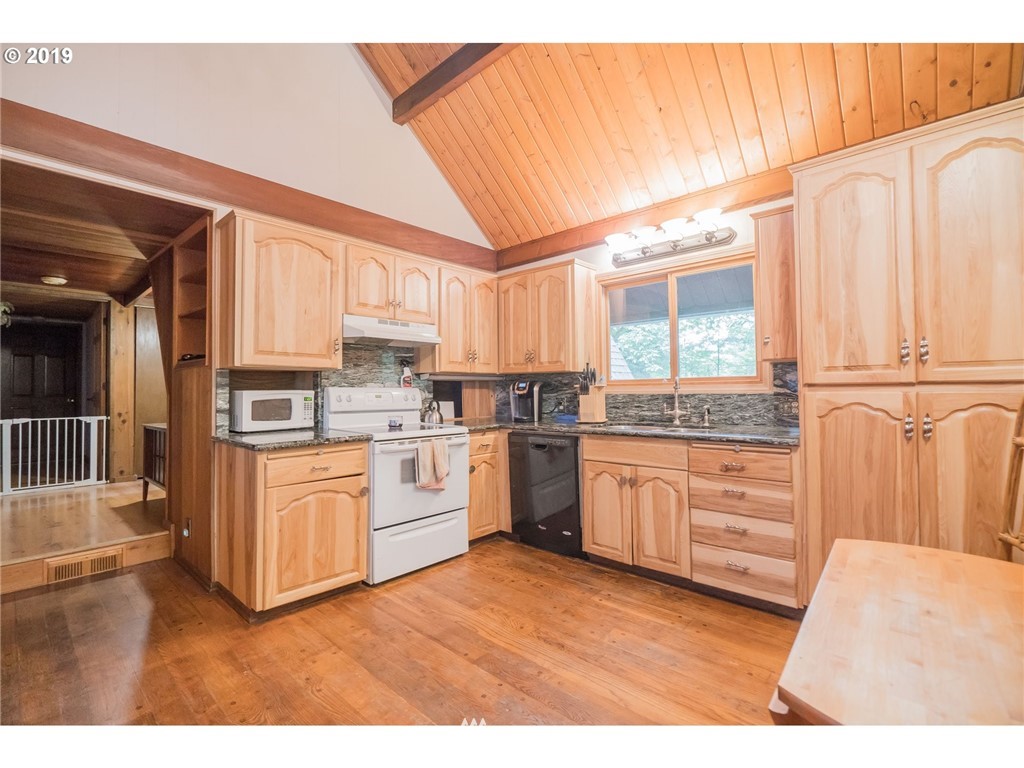 525 Carlon Loop Road Longview, WA 98632 - Photo 9 of 23 Gallery Image 9