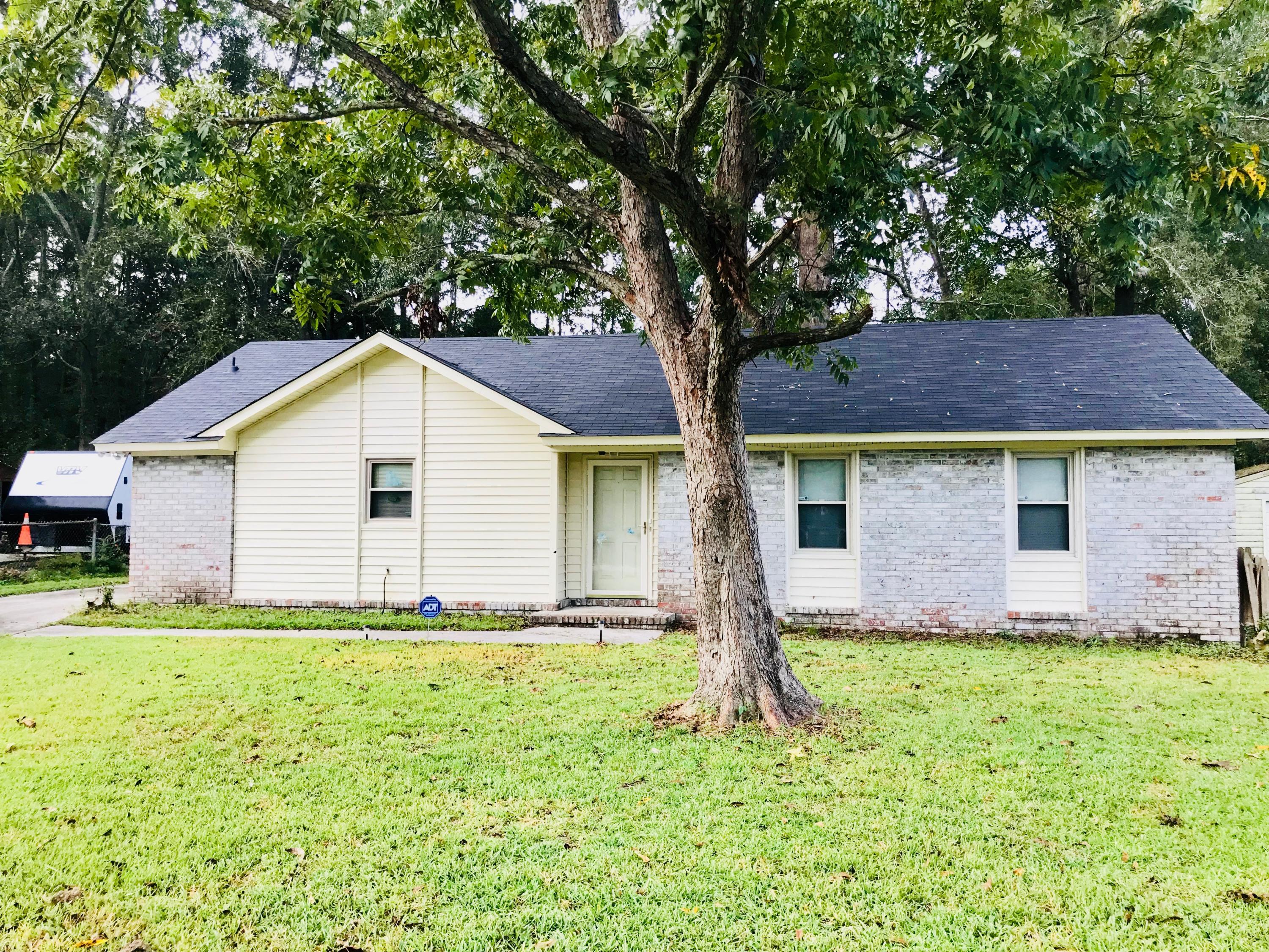 139 Rosedale Avenue Goose Creek, SC 29445 - Photo 1 of 12 IMG_8898
