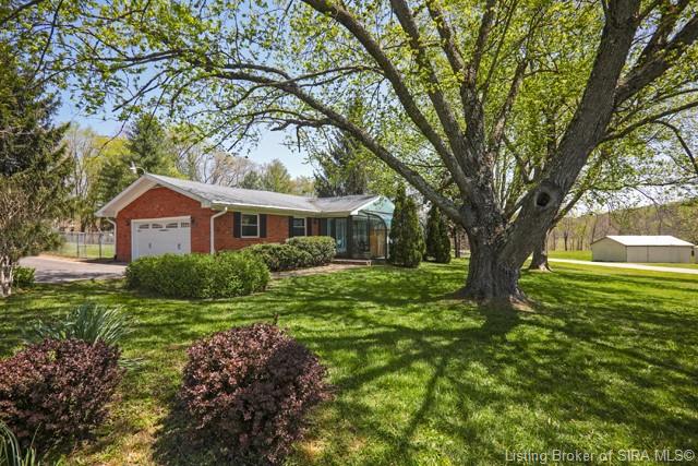7020 Starlight Road Floyds Knobs, IN 47119 - Photo 3 of 50 Gallery Image 3